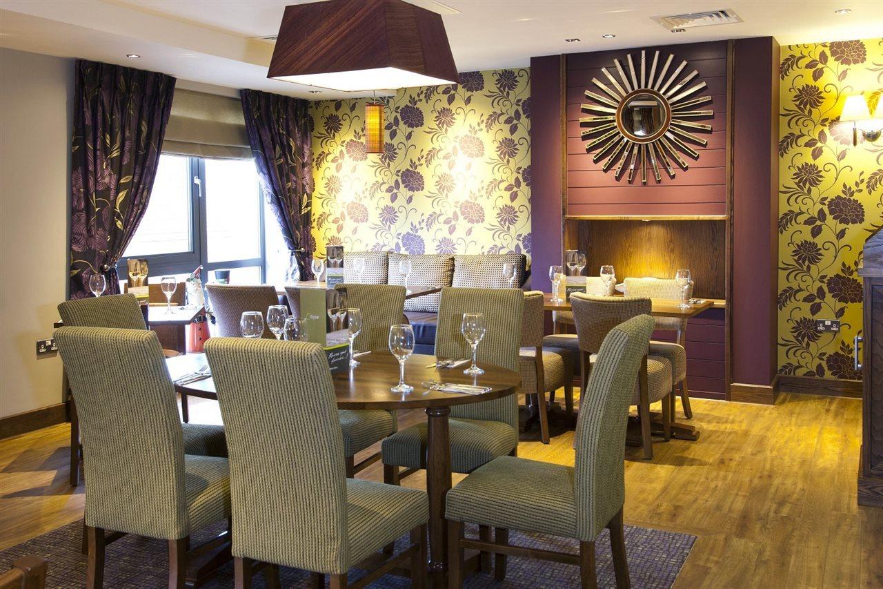 Premier Inn Солігалл Екстер'єр фото