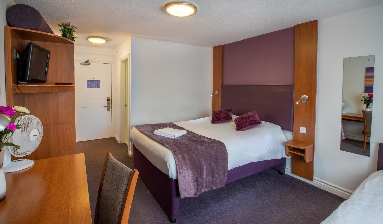 Premier Inn Солігалл Екстер'єр фото